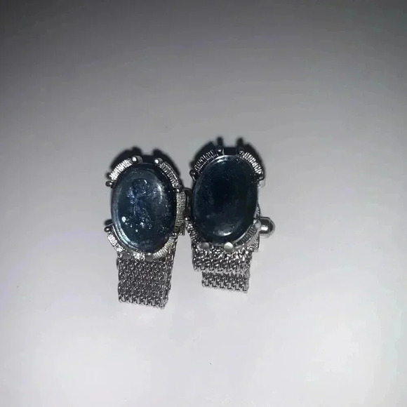 Vintage SWANK 1.25" Silver Tone Smoky Quartz Wrap Around Mesh Cufflinks. - Picture 1 of 11